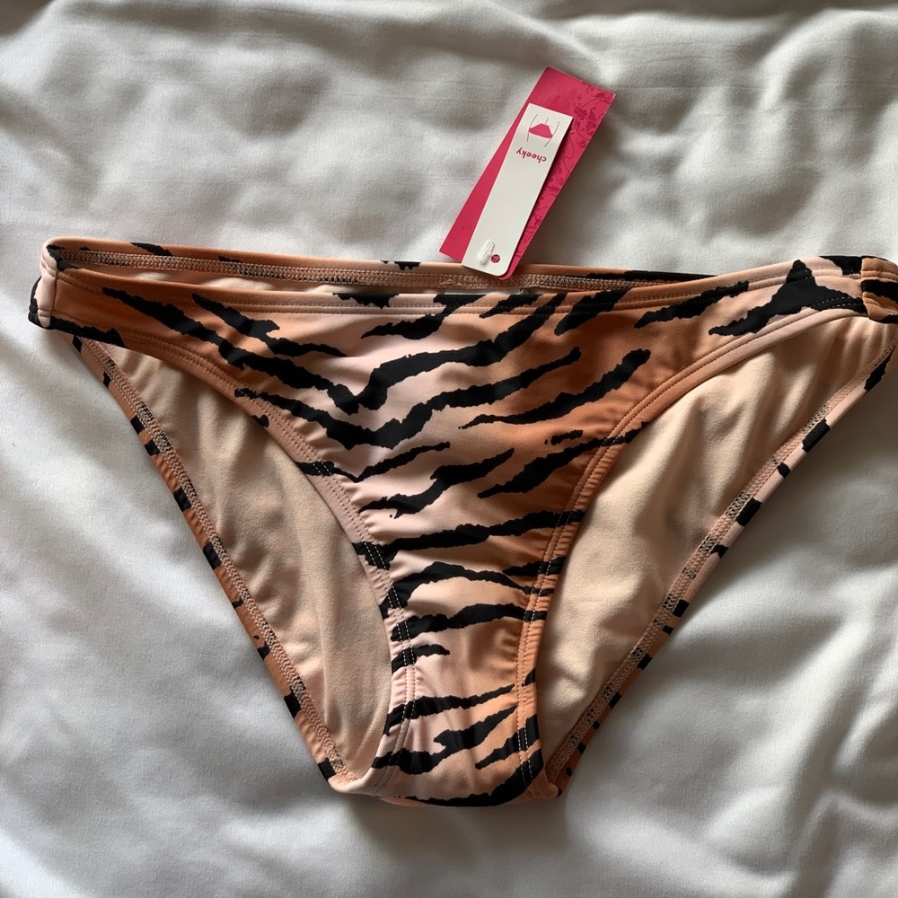 NWT cheeky animal print bikini bottom